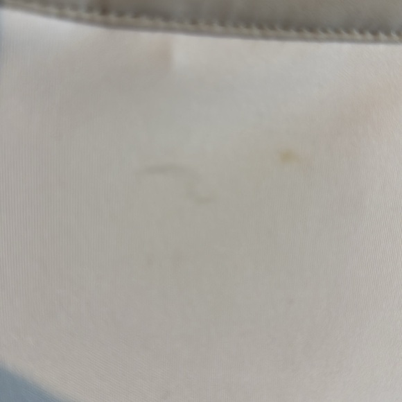 Brand New. Peter Millar Ladies Jacket. Size XL with Medinah on sleeve. - Picture 6 of 10